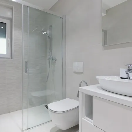 Mia 6 - Omis By Guide 미미체